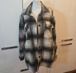 Thread & Supply Oversized Plaid Gingham Flannel Shacket Jacket Black Brown Small